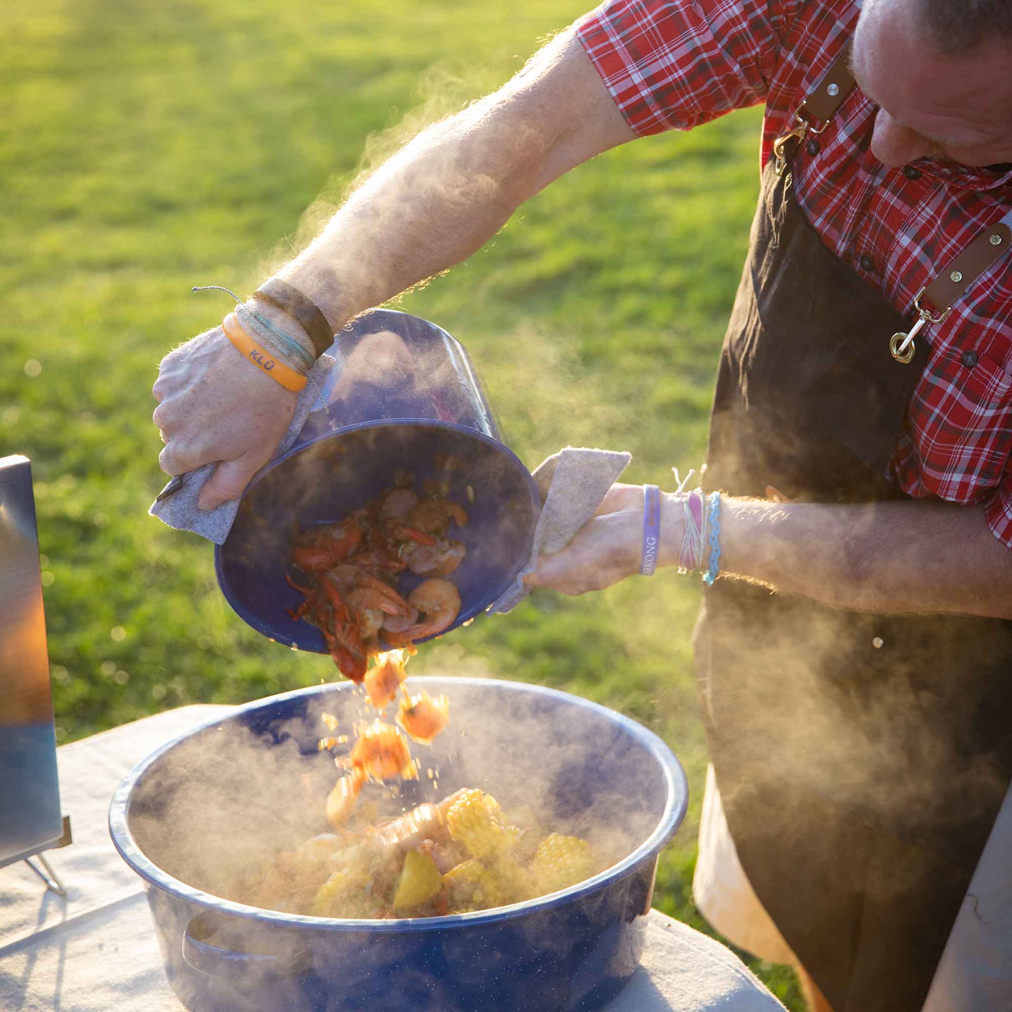 Enamelware Stock Pot - Image 4